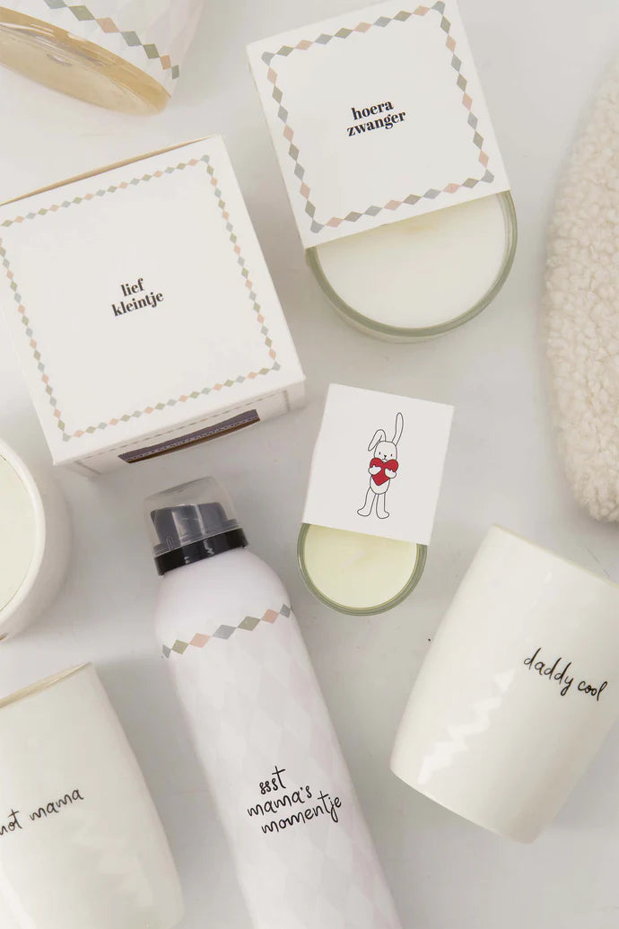 geurkaarsje in wikkel lief kleintje wit/rood