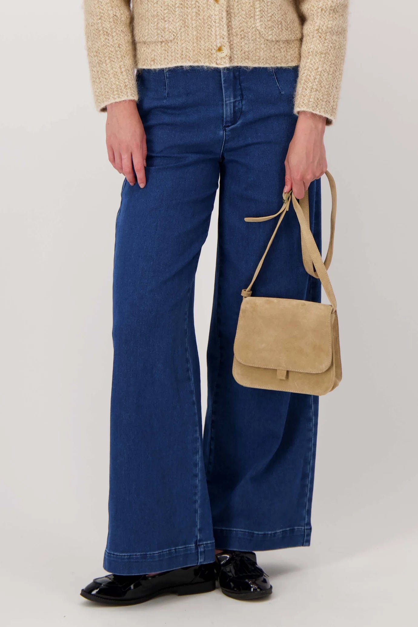 Suede schoudertasjes kit beige