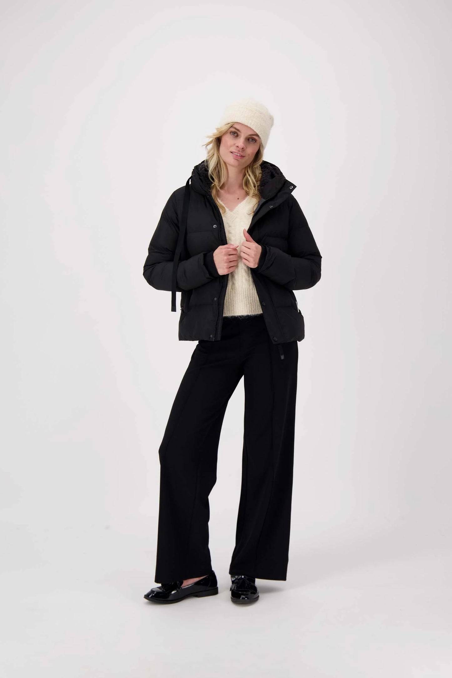 gebreide muts met kabels