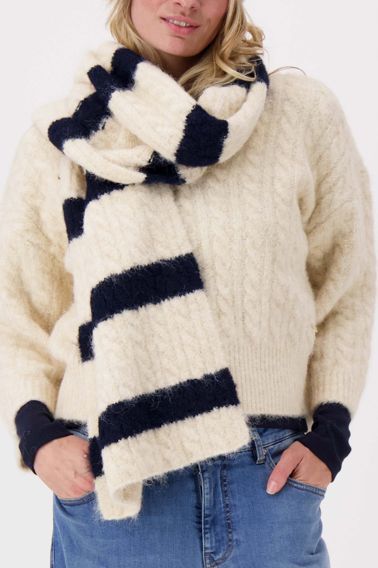 gebreide sjaal met kabels