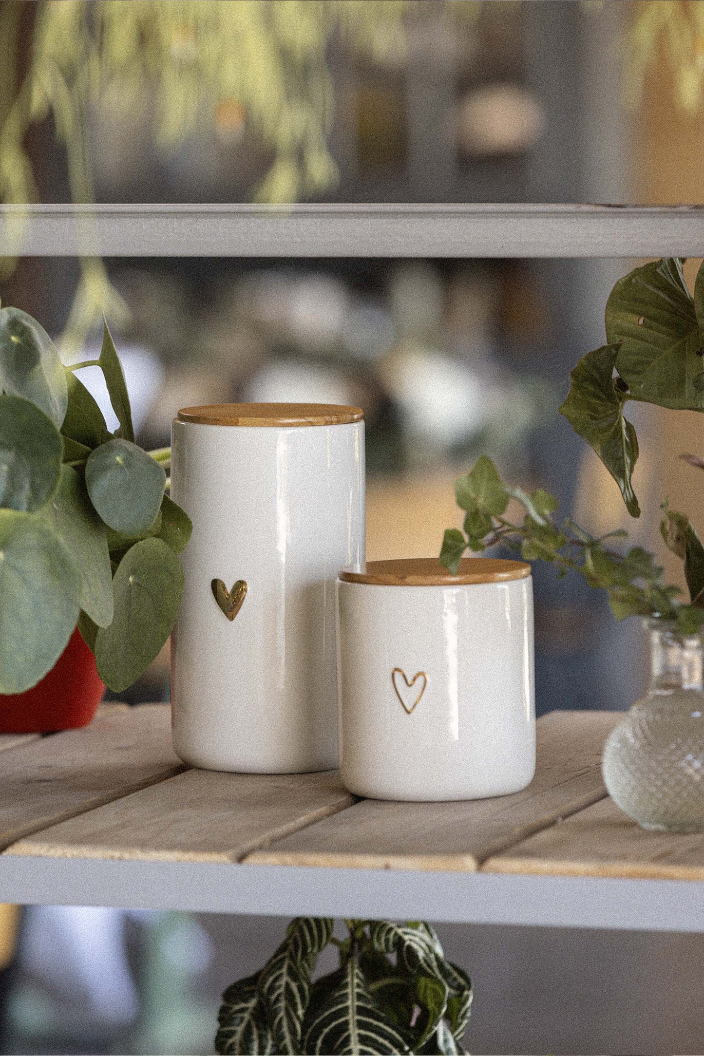 voorraadpot met deksel keramiek M lijn hartje wit/goud