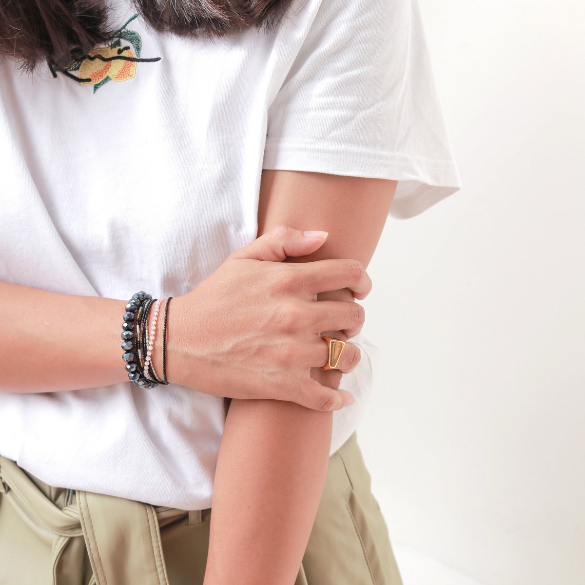 Minimalistische ring 18k verguld - gouden ring 925 zilver goud vermeil - driehoekige statement ring - JIMBARAN