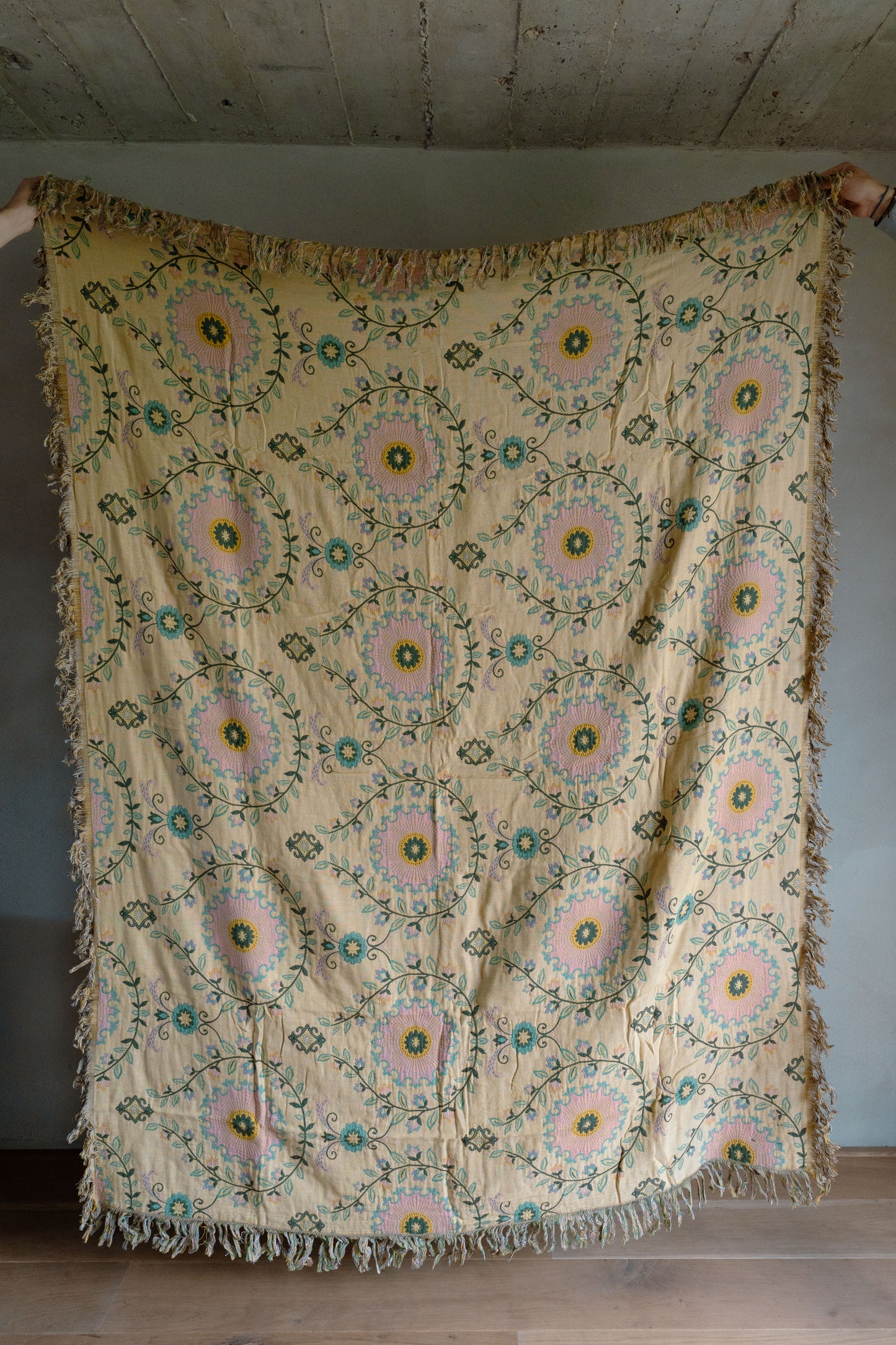 Plaid flowers green