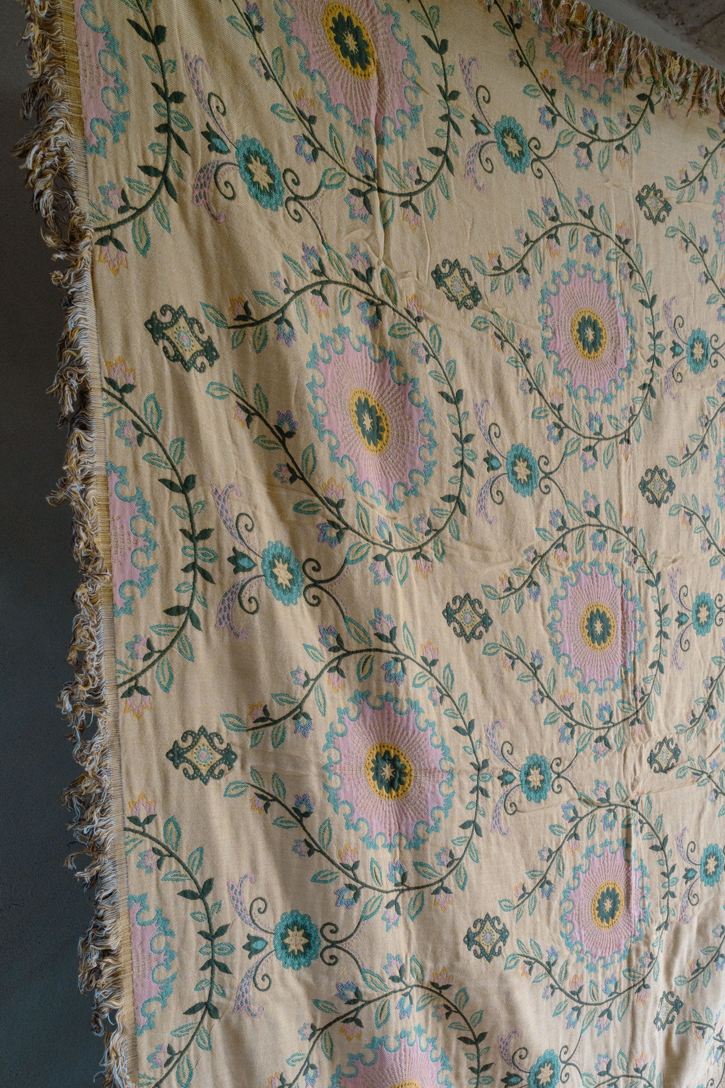 Plaid flowers green