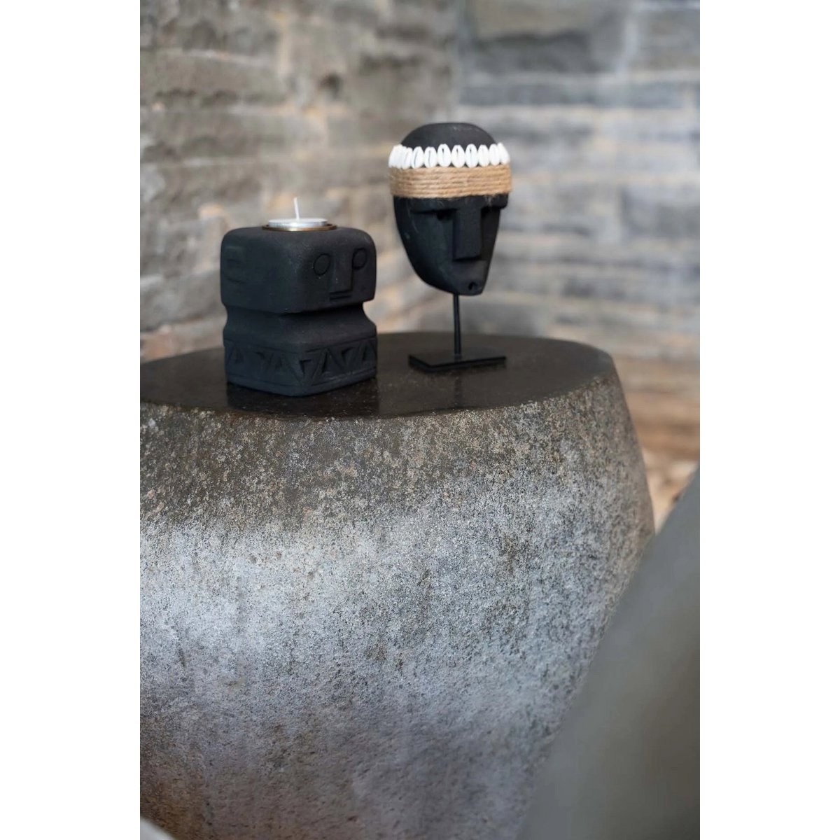 De Sumba Steen Kaarsenhouder